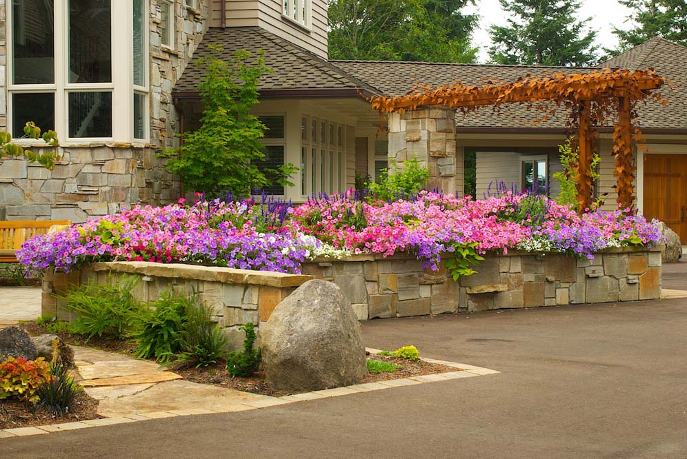 Flagstone Entry Garden 4