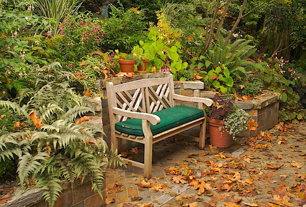 Flagstone Entry Garden 26